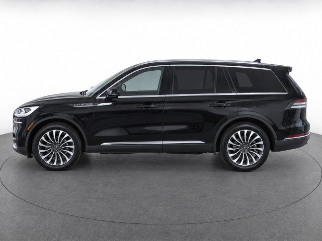 Used 2023 Lincoln Aviator Reserve w/ Equipment Group 201A AWD/4WD image 8