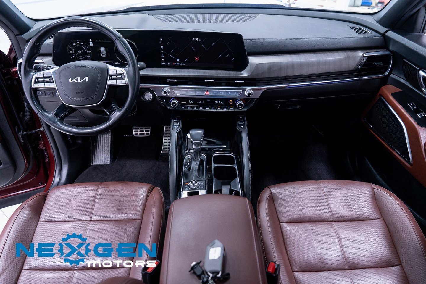 Used 2024 Kia Telluride SX image 11