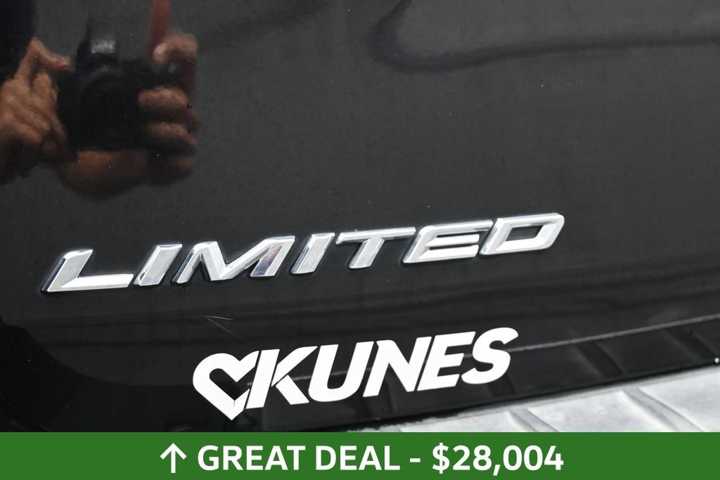 Used 2022 Ford Explorer Limited AWD/4WD image 17