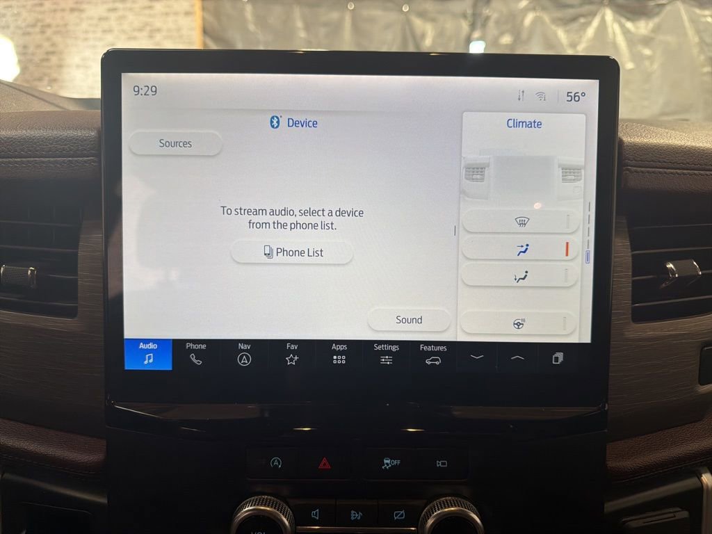 Used 2024 Ford Expedition Limited image 20