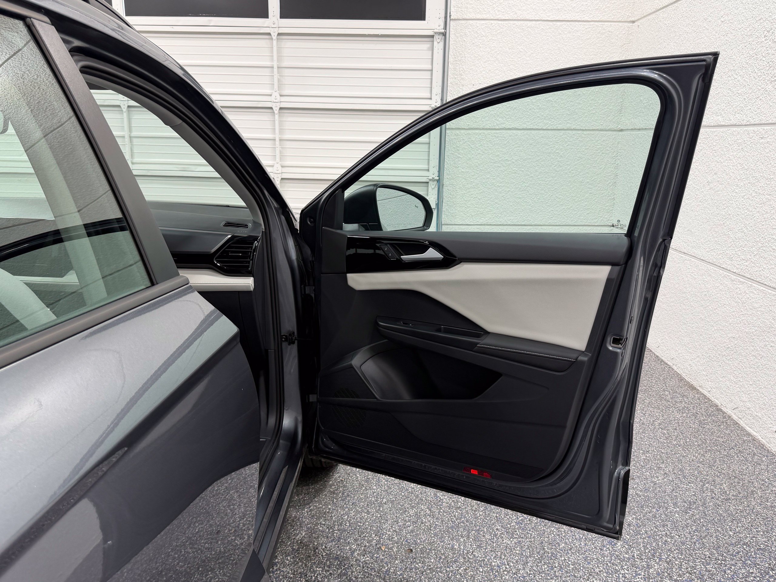 Used 2026 Volkswagen Taos S FWD image 27