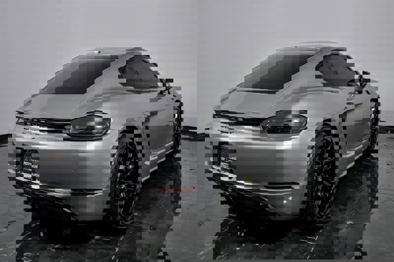 Used 2018 Porsche 718 Cayman S image 10