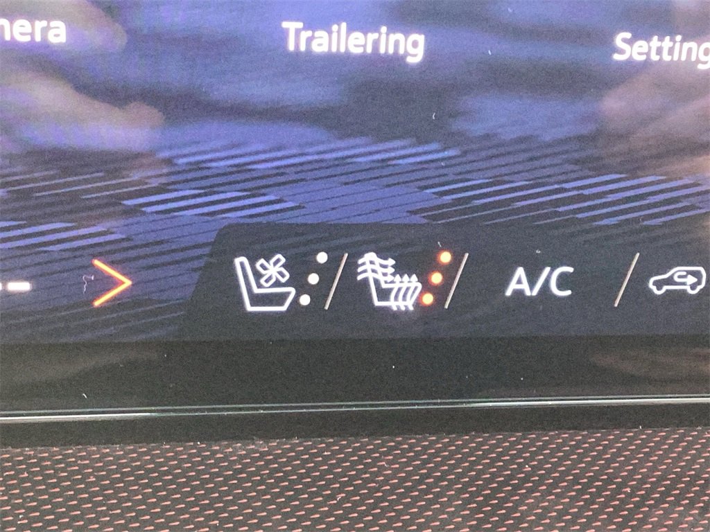 New 2026 Chevrolet Traverse RS image 27