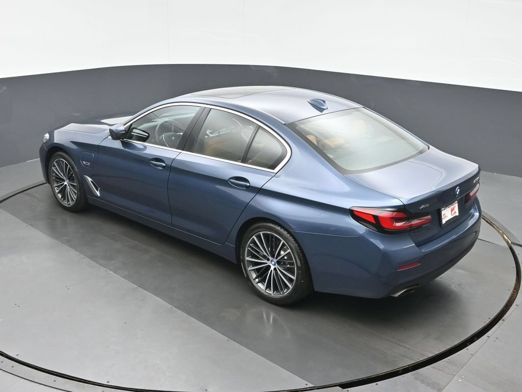 Used 2023 BMW 530e xDrive w/ Premium Package AWD/4WD image 35