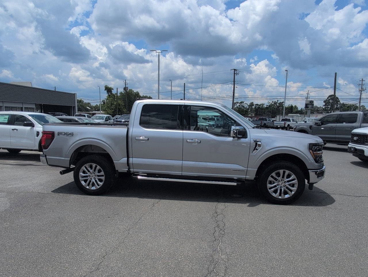 New 2025 Ford F150 XLT w/ Equipment Group 303A High image 3