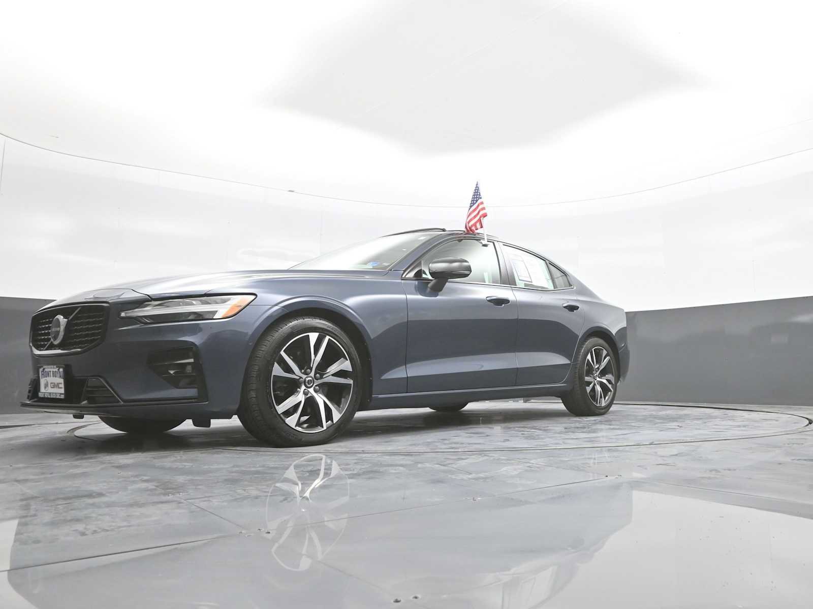 Used 2024 Volvo S60 B5 Plus AWD/4WD image 39