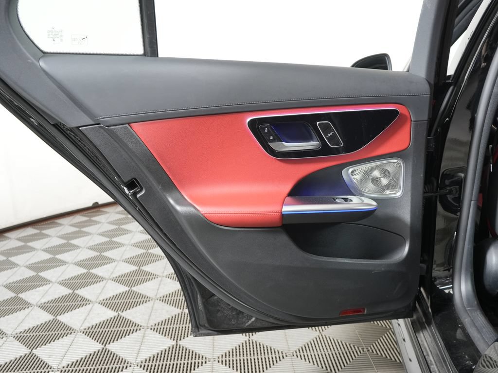 Used 2023 Mercedes-Benz C 300 4MATIC Sedan image 30