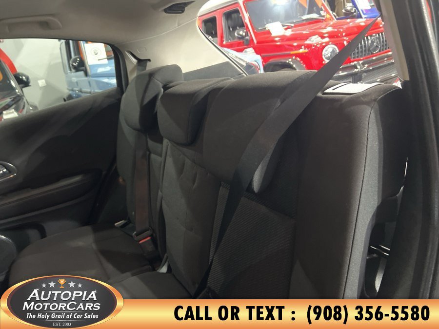Used 2017 Honda HR-V EX image 19