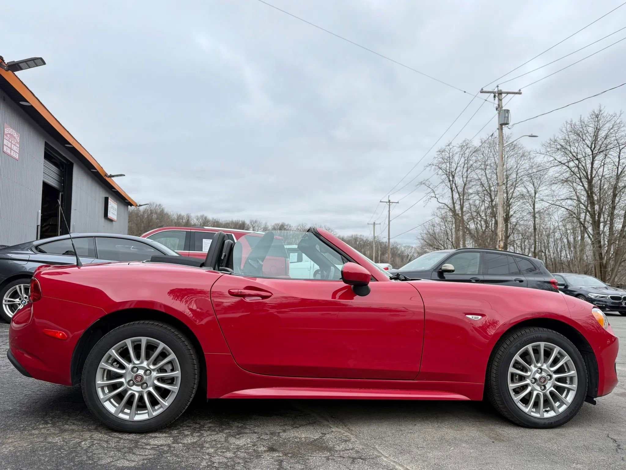 Used 2017 FIAT 124 Spider Classica image 7