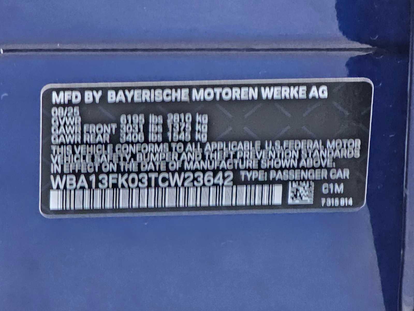 New 2026 BMW 550e xDrive w/ Premium Package image 29