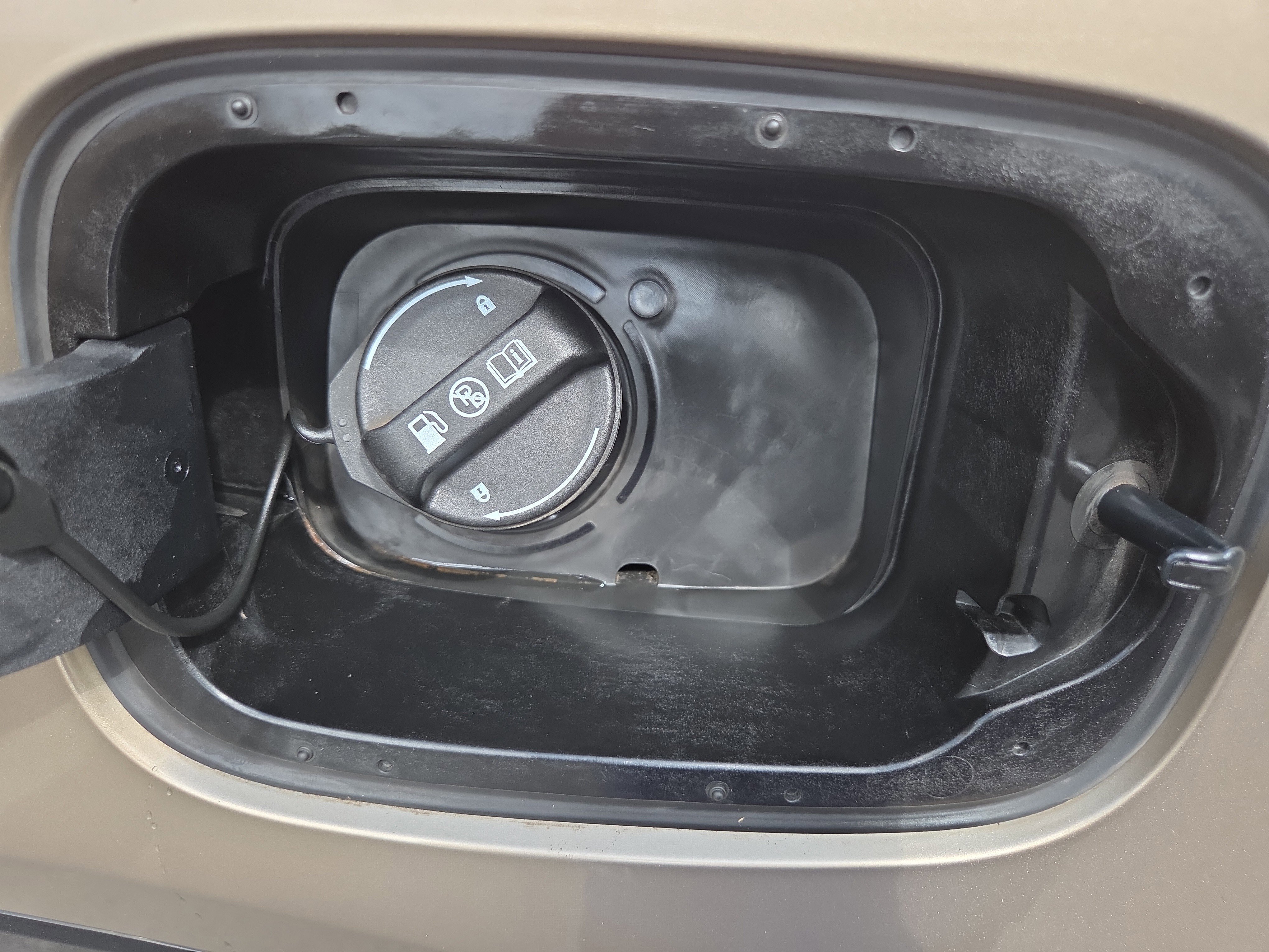 Used 2021 Kia Sorento S image 29