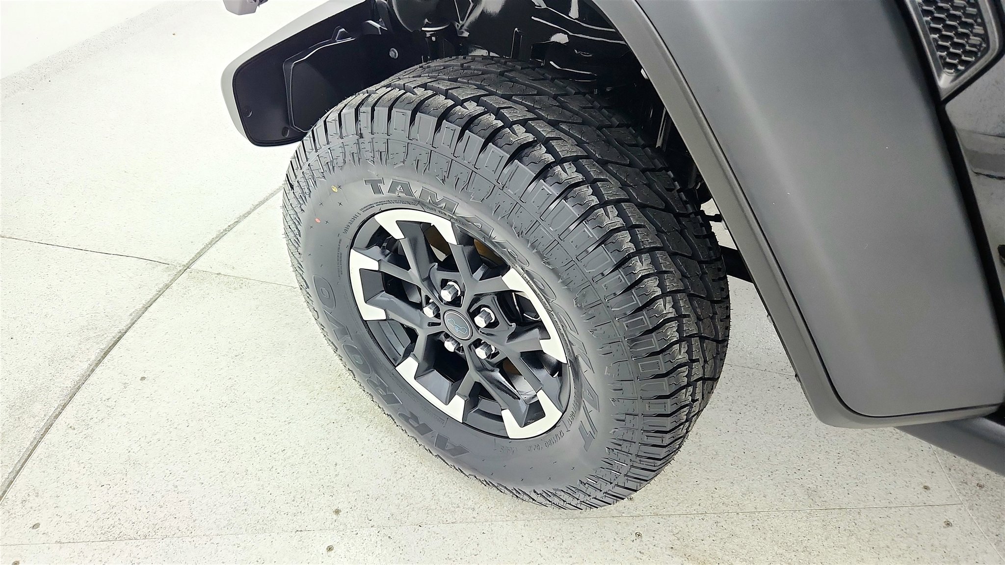 Used 2024 Jeep Wrangler Unlimited Rubicon 4xe image 13