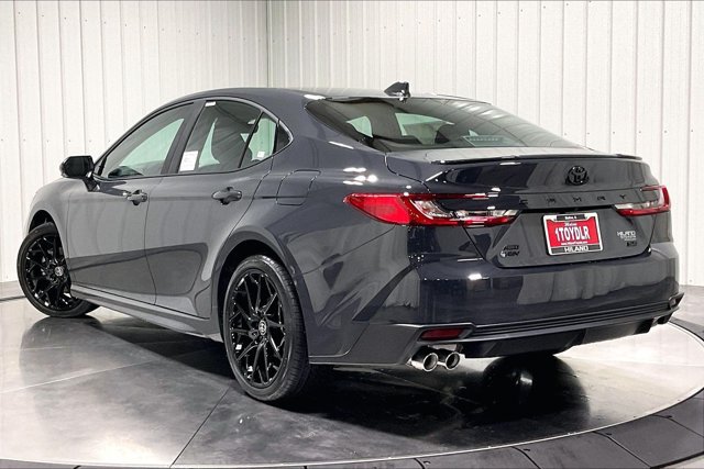 New 2026 Toyota Camry SE AWD/4WD image 3