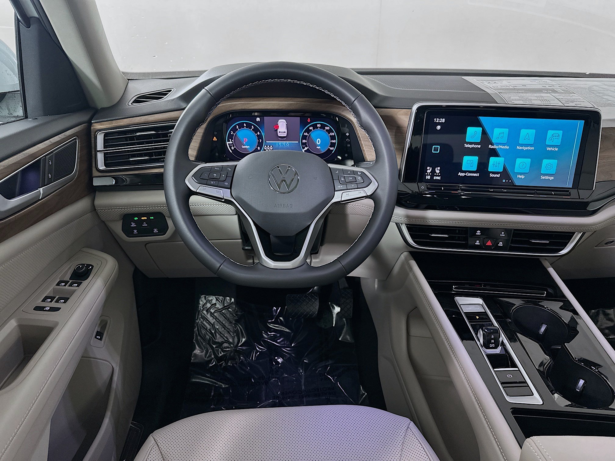 New 2026 Volkswagen Atlas SE AWD/4WD image 21