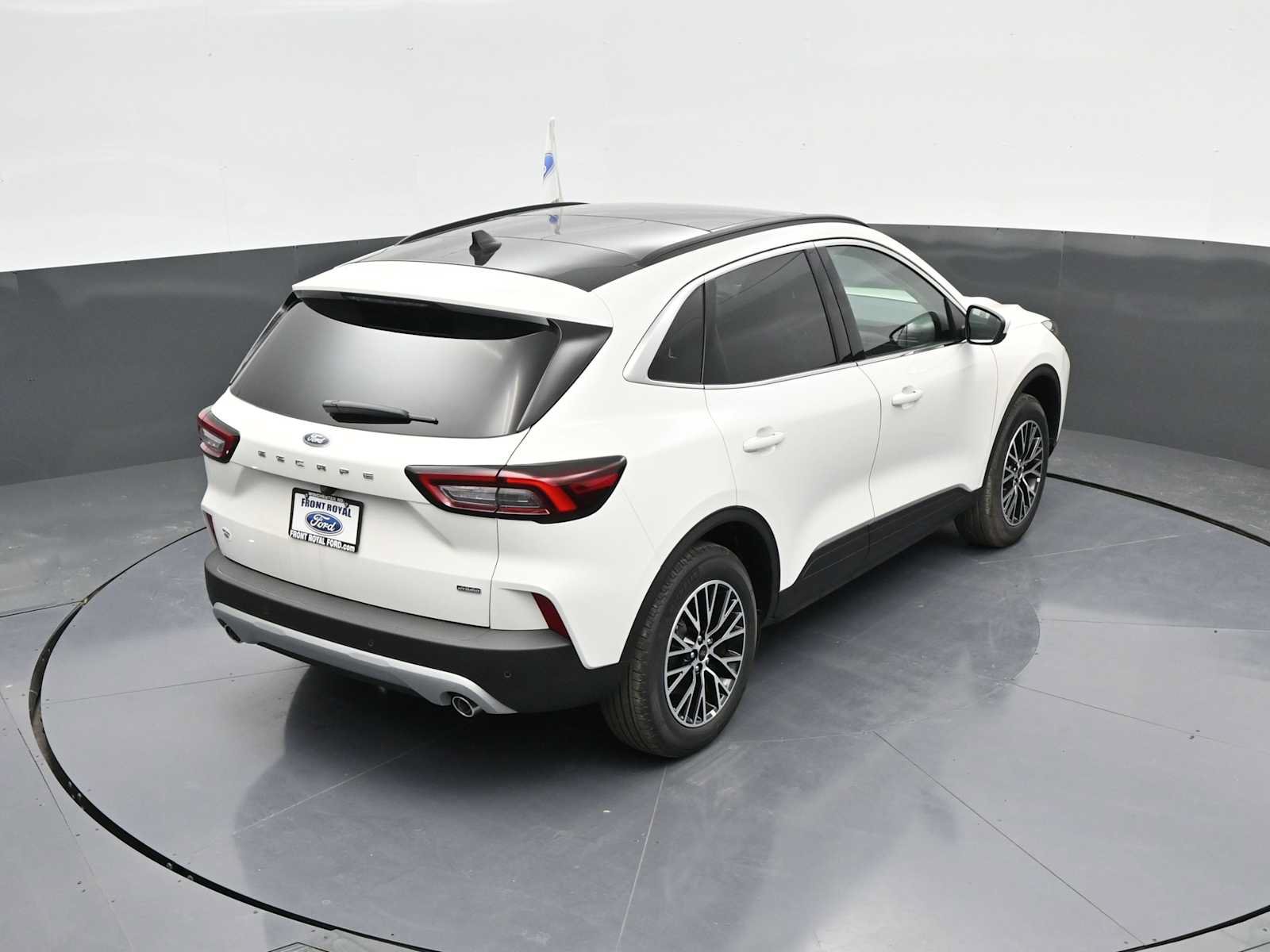 New 2025 Ford Escape SE FWD image 35