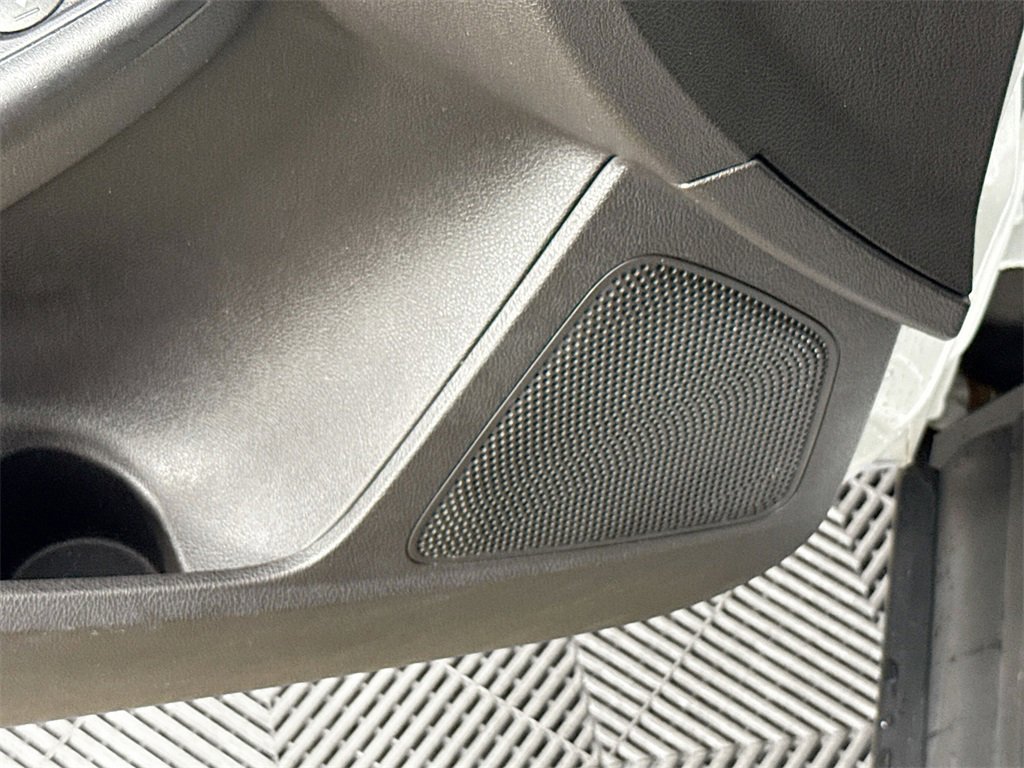 Used 2017 Ford Focus SE w/ Cold Weather Package image 19