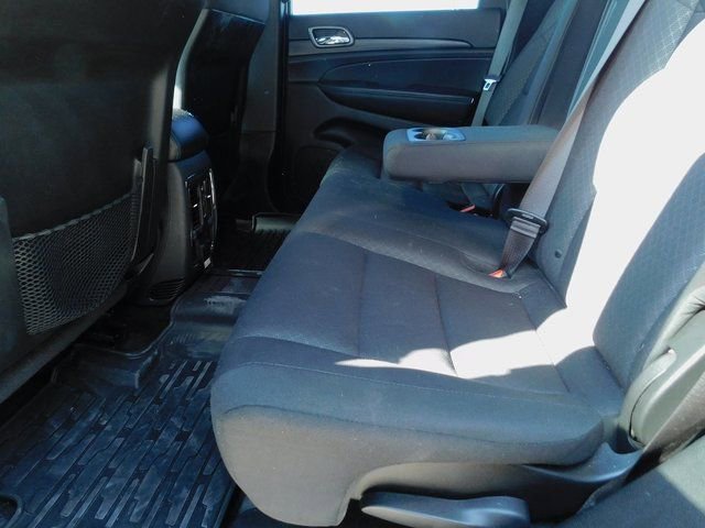 Used 2019 Jeep Grand Cherokee Laredo image 22