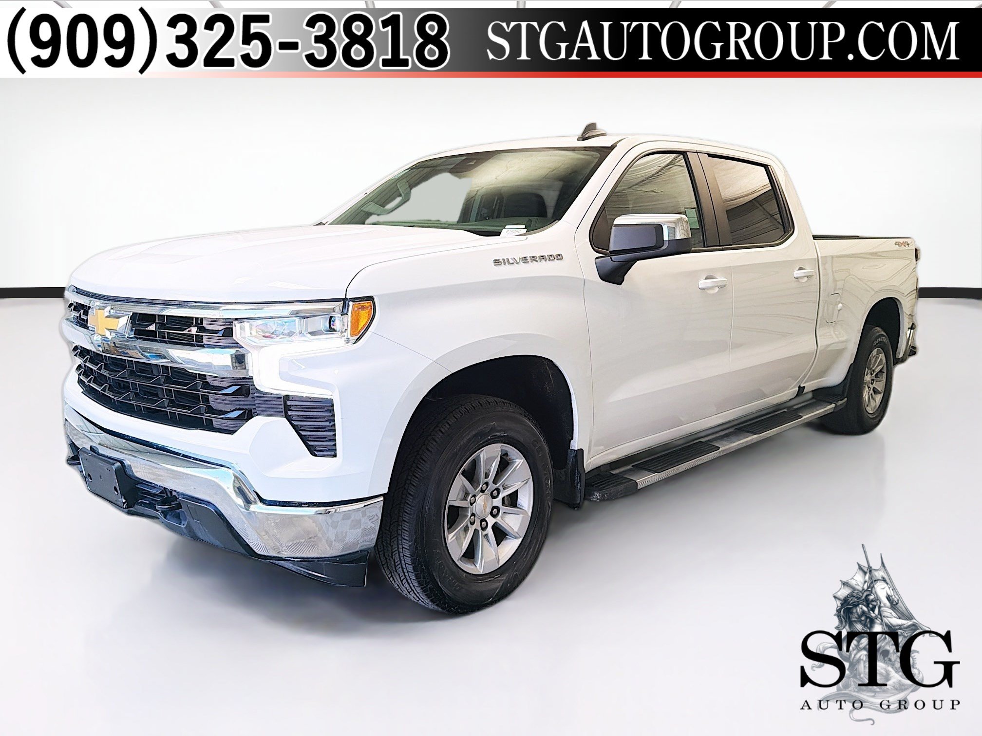 Used 2024 Chevrolet Silverado 1500 LT w/ Protection Package AWD/4WD image 1