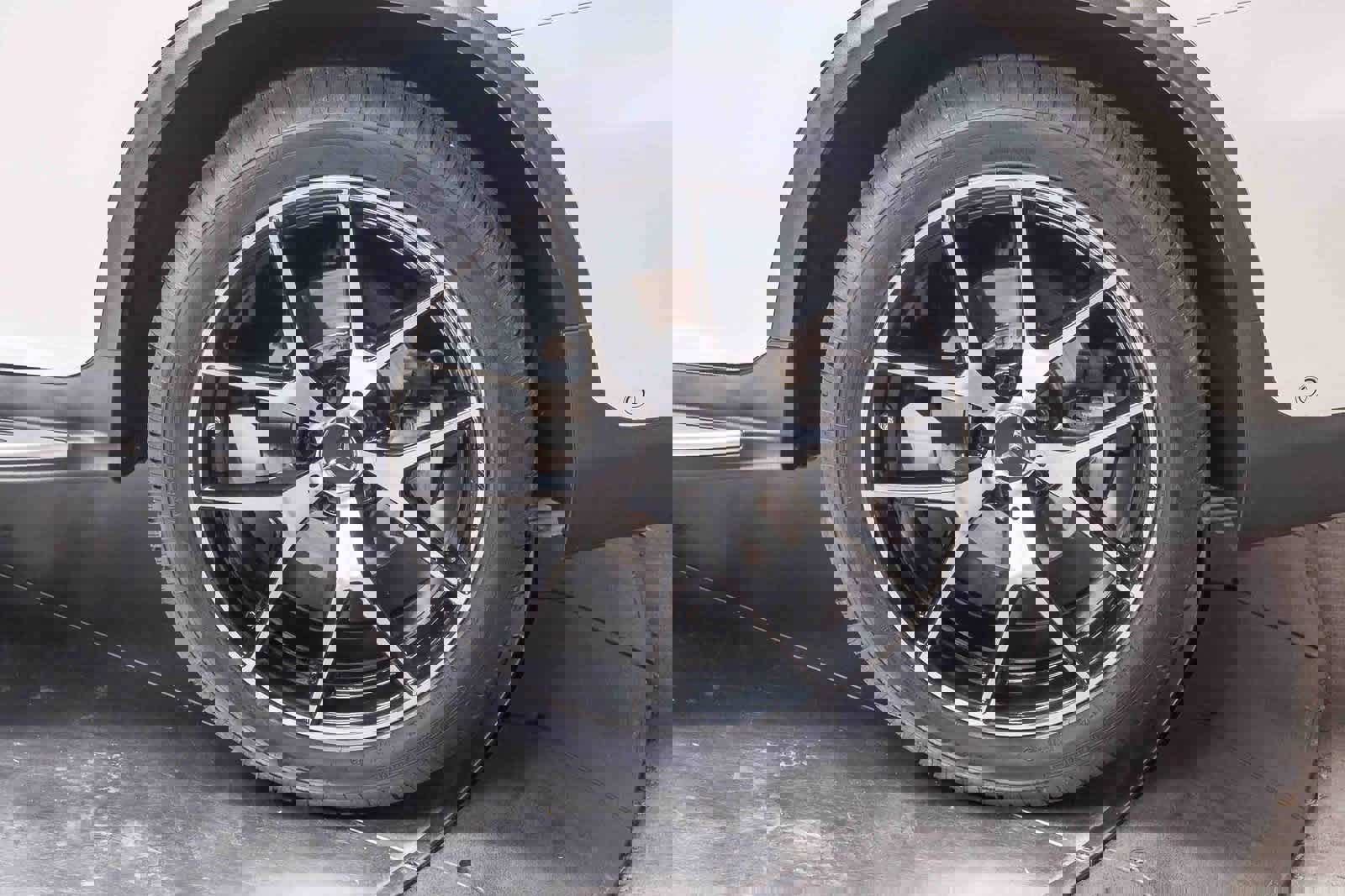 Certified 2021 Mercedes-Benz GLC 43 AMG 4MATIC image 9