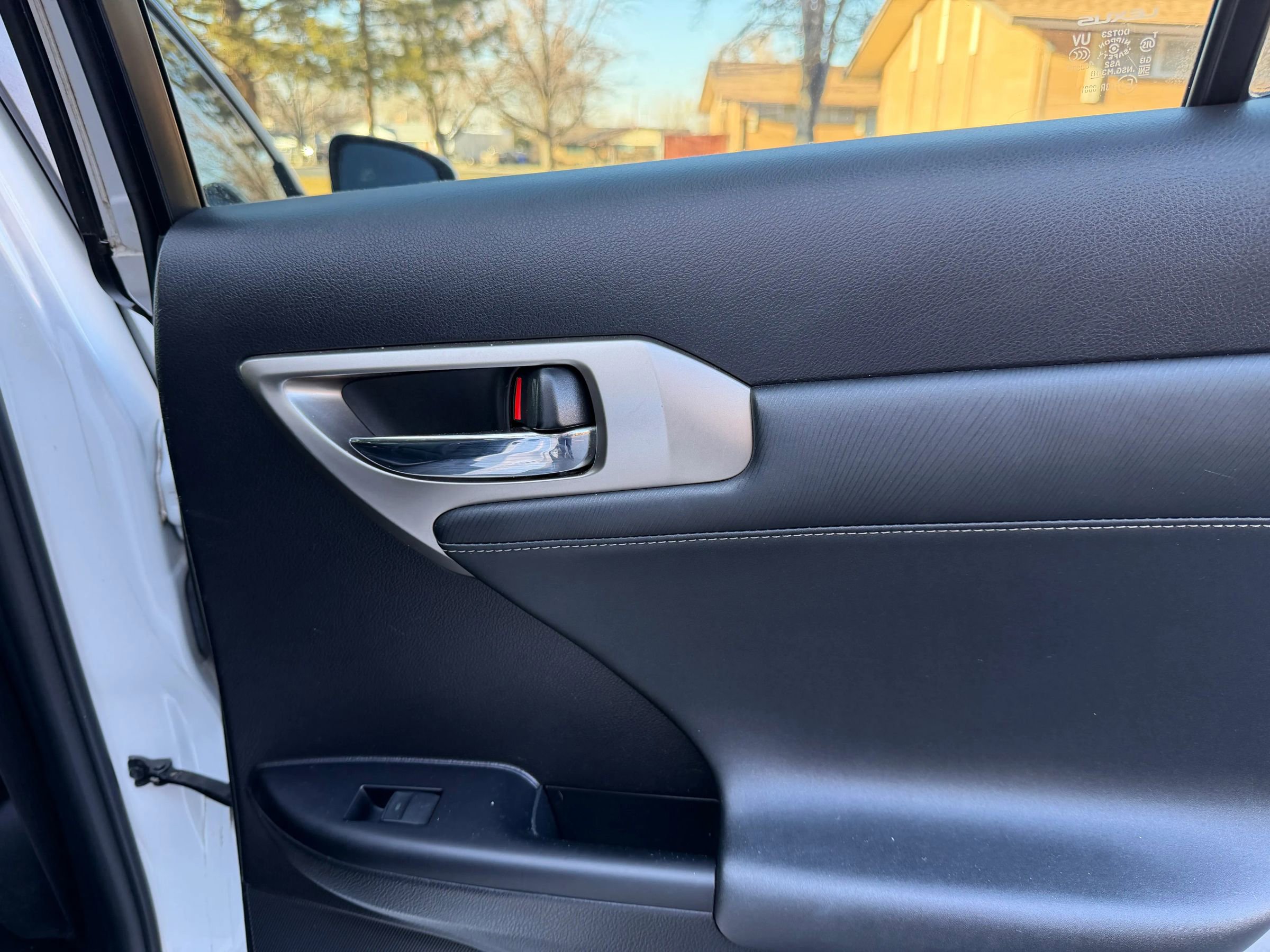 Used 2014 Lexus CT 200h Premium image 40