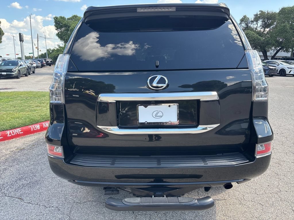 Certified 2023 Lexus GX 460 Premium w/ Premium Package AWD/4WD image 4
