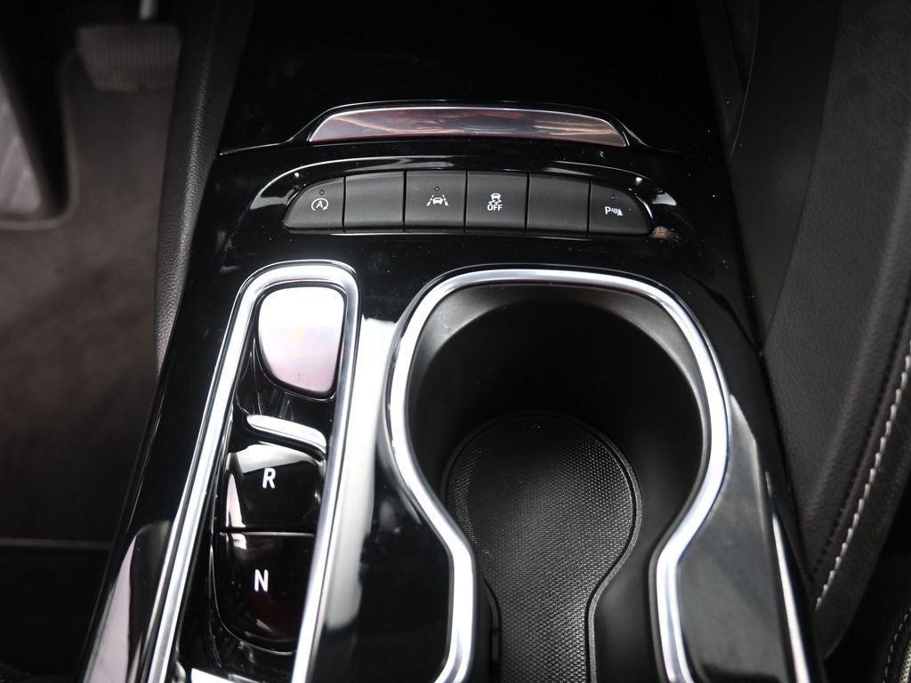 Used 2023 Buick Envision Essence image 10