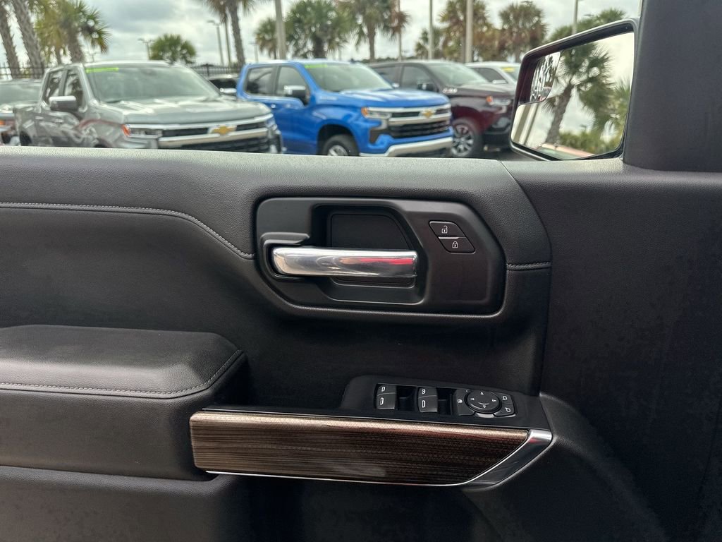 Certified 2021 Chevrolet Silverado 1500 RST image 30