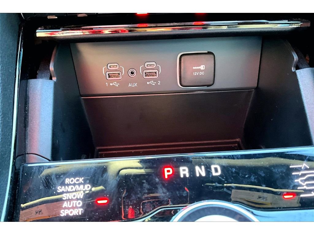 Certified 2025 Jeep Grand Cherokee Overland image 29