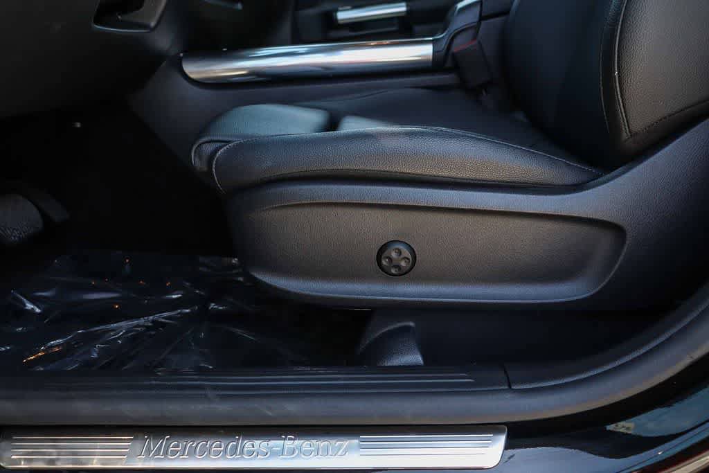 Used 2025 Mercedes-Benz GLA 250 image 21