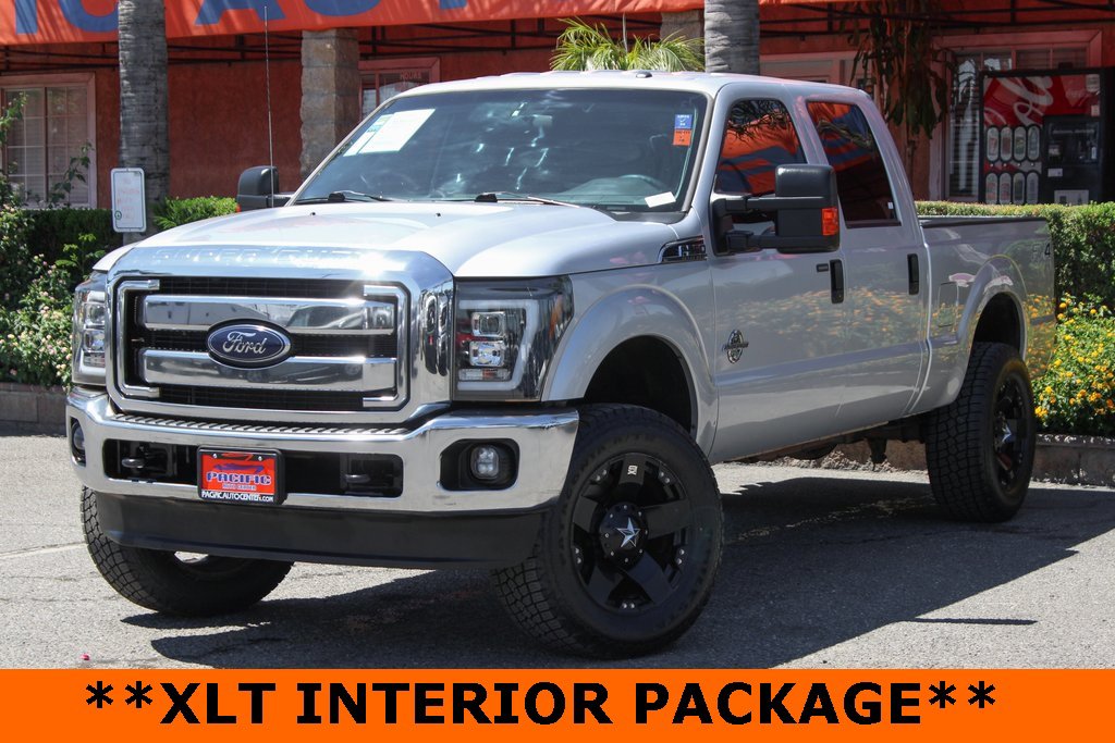 Used 2014 Ford F250 XLT w/ XLT Interior Package image 4