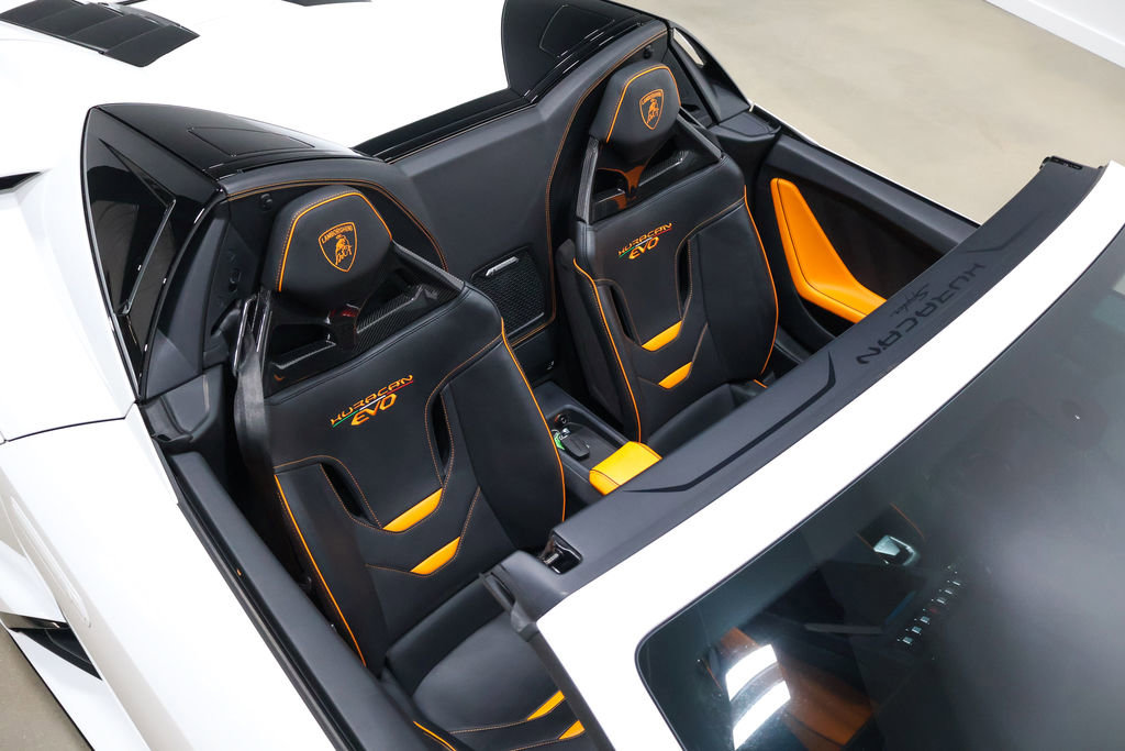 Used 2024 Lamborghini Huracan EVO image 83