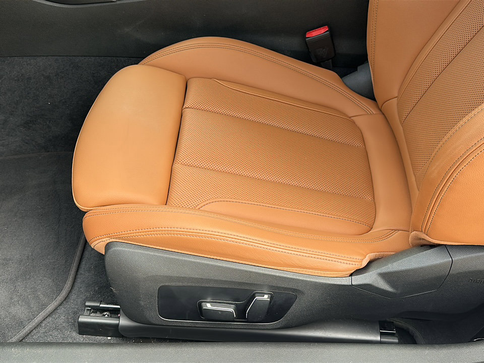 Certified 2024 BMW 230i xDrive xDrive w/ Convenience Package image 15