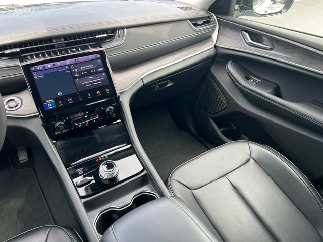 Certified 2024 Jeep Grand Cherokee Limited AWD/4WD image 37