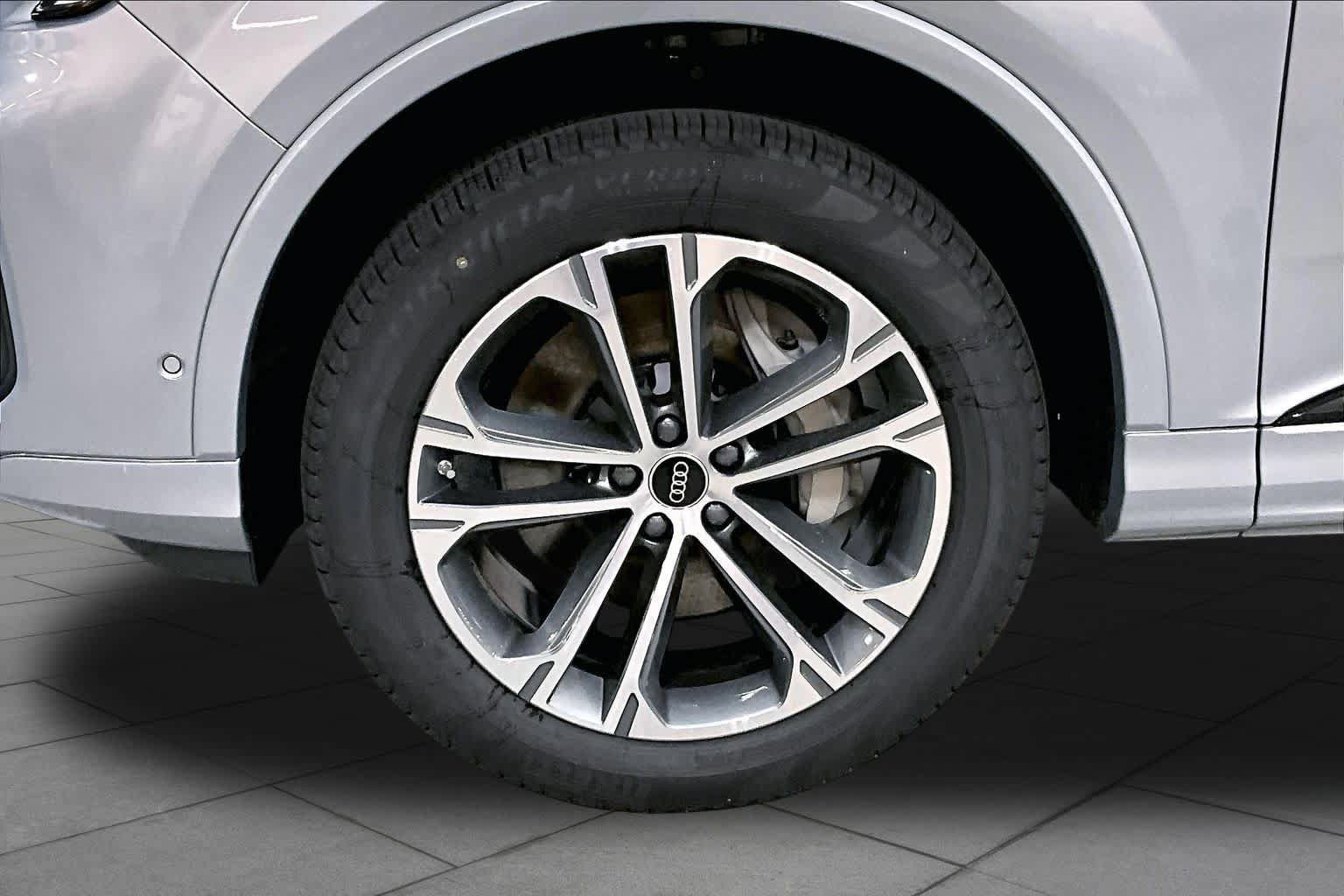 New 2026 Audi Q7 2.0T Premium AWD/4WD image 11