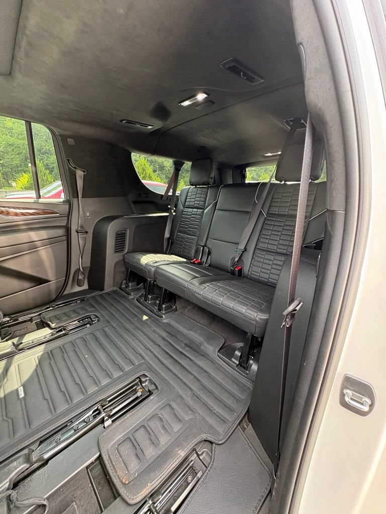 Used 2023 Cadillac Escalade ESV Sport Platinum AWD/4WD image 18
