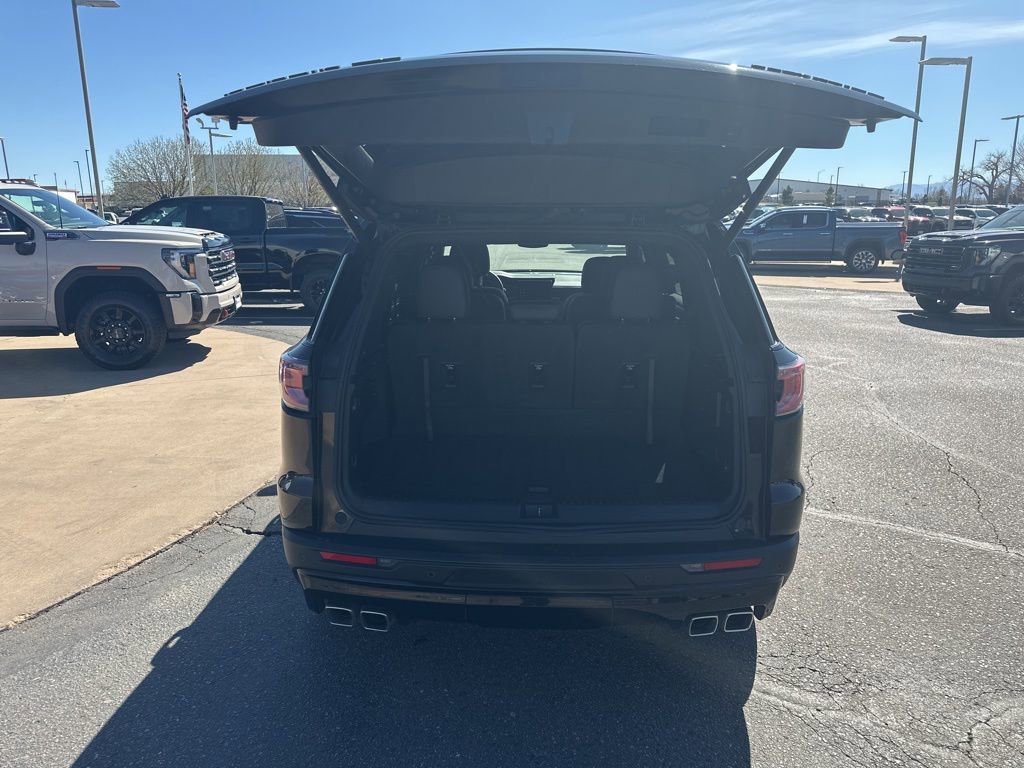 Used 2025 GMC Acadia Elevation w/ Elevation Premium Package image 24