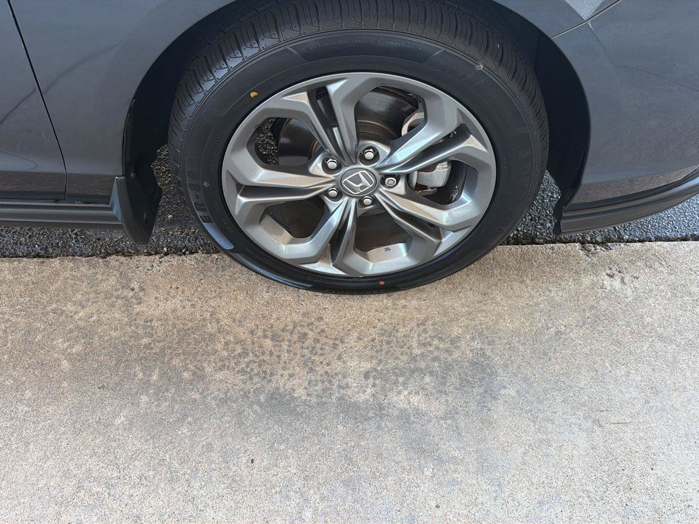 Used 2023 Honda Accord EX image 39