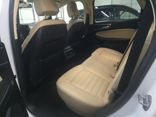 Used 2023 Ford Edge SEL w/ Convenience Package image 13