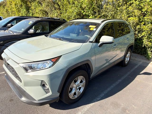 Used 2019 Toyota RAV4 XLE w/ Convenience Package image 8