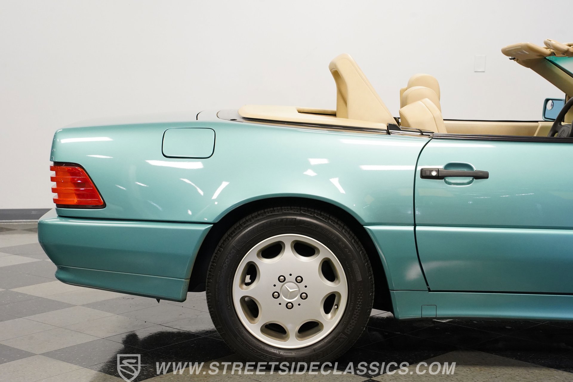 Used 1995 Mercedes-Benz SL 320 image 30