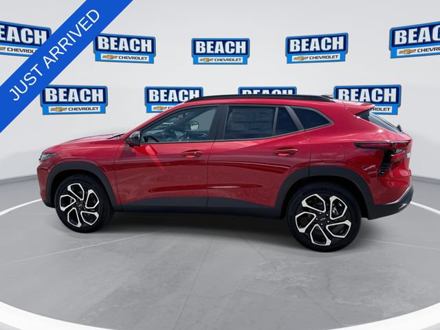 New 2026 Chevrolet Trax RS w/ Sunroof Package FWD image 5