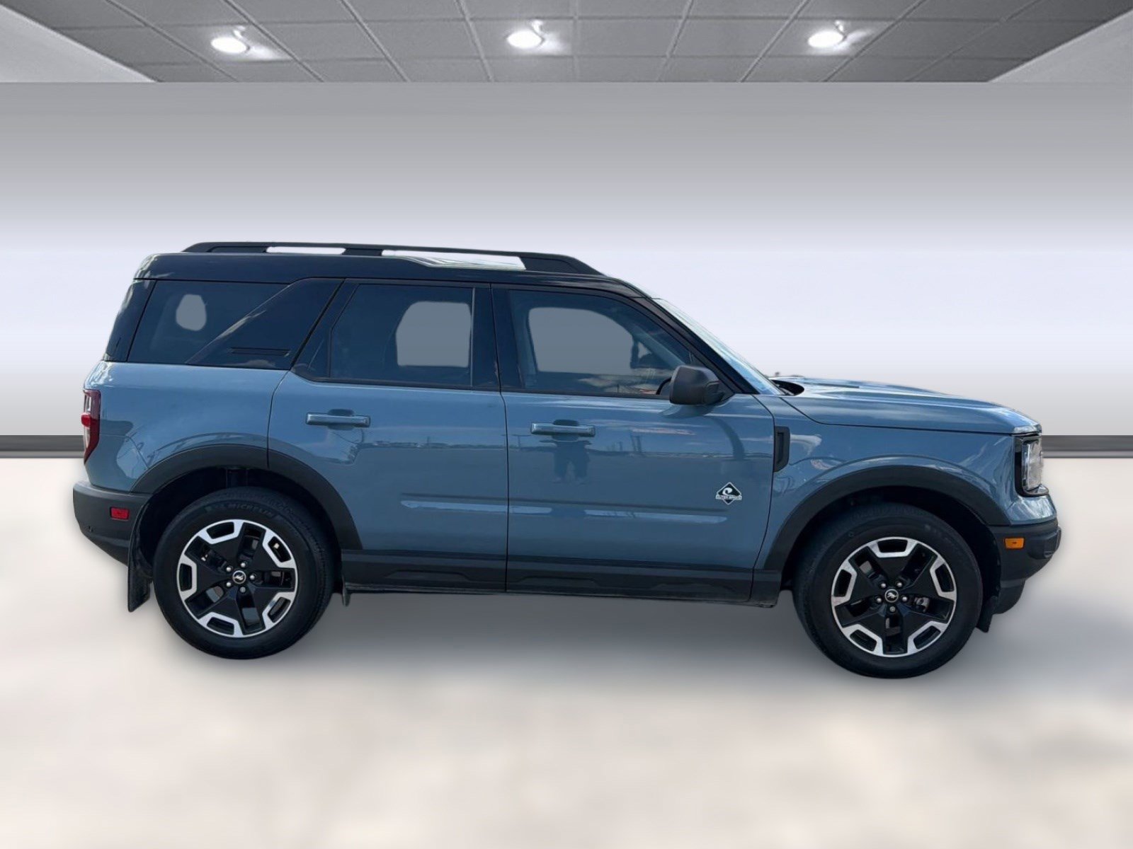 Used 2021 Ford Bronco Sport Outer Banks image 8