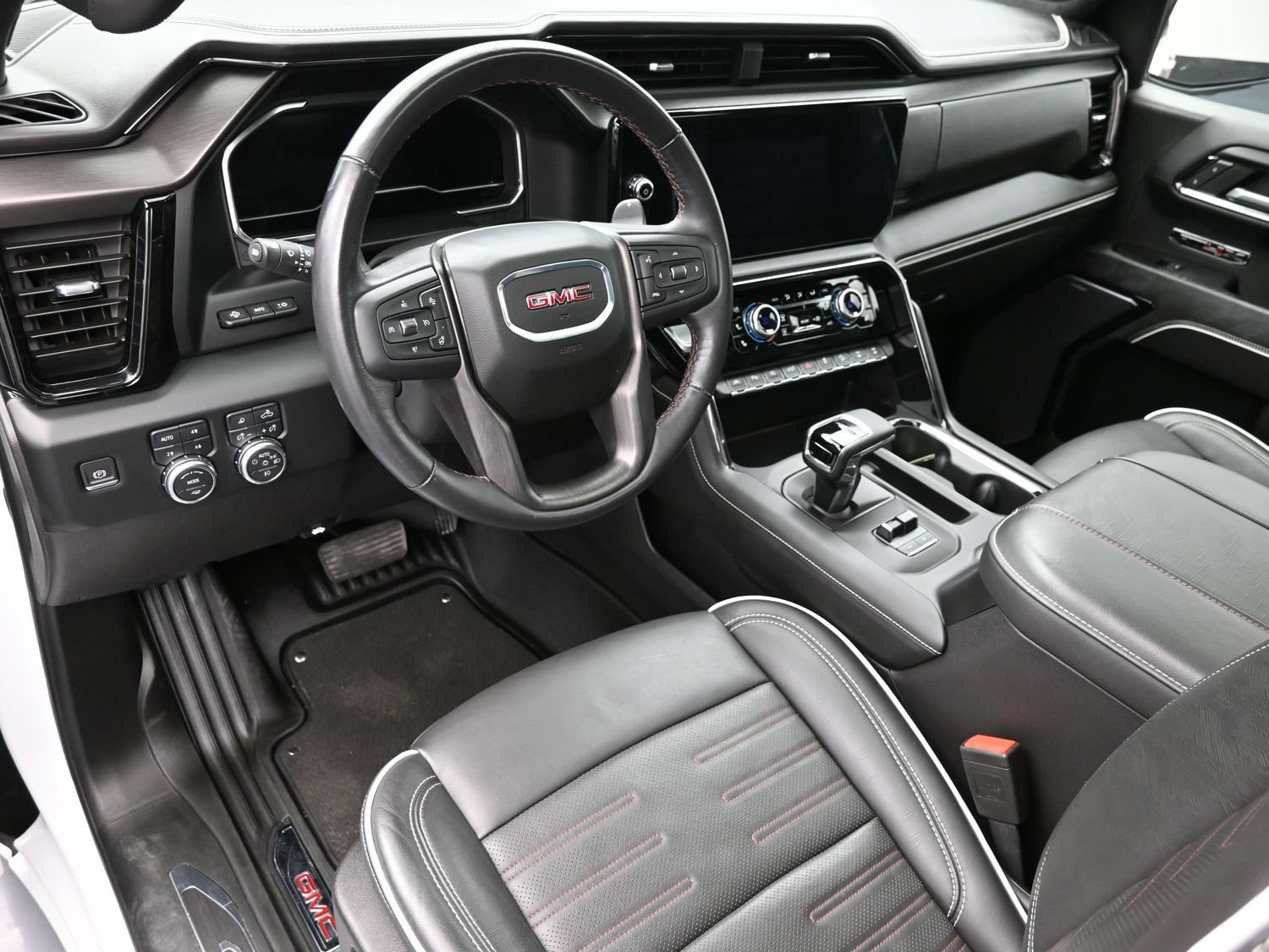 Used 2024 GMC Sierra 1500 AT4X AWD/4WD image 22