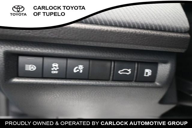 Used 2025 Toyota Camry SE FWD image 20