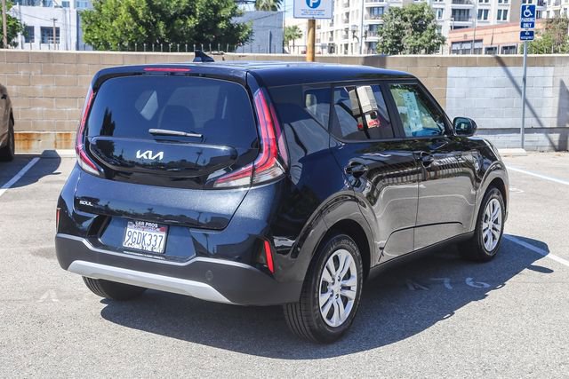 Used 2023 Kia Soul LX image 10