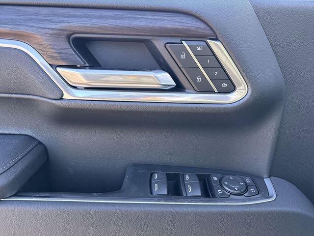 New 2026 GMC Sierra 1500 SLT w/ SLT Premium Plus Package image 13