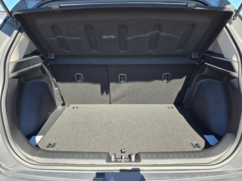 New 2025 Hyundai Venue SEL image 29