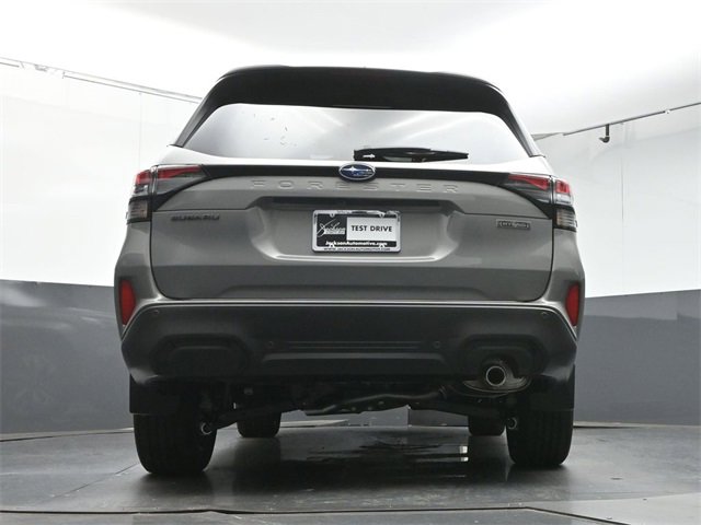 New 2025 Subaru Forester Touring image 39