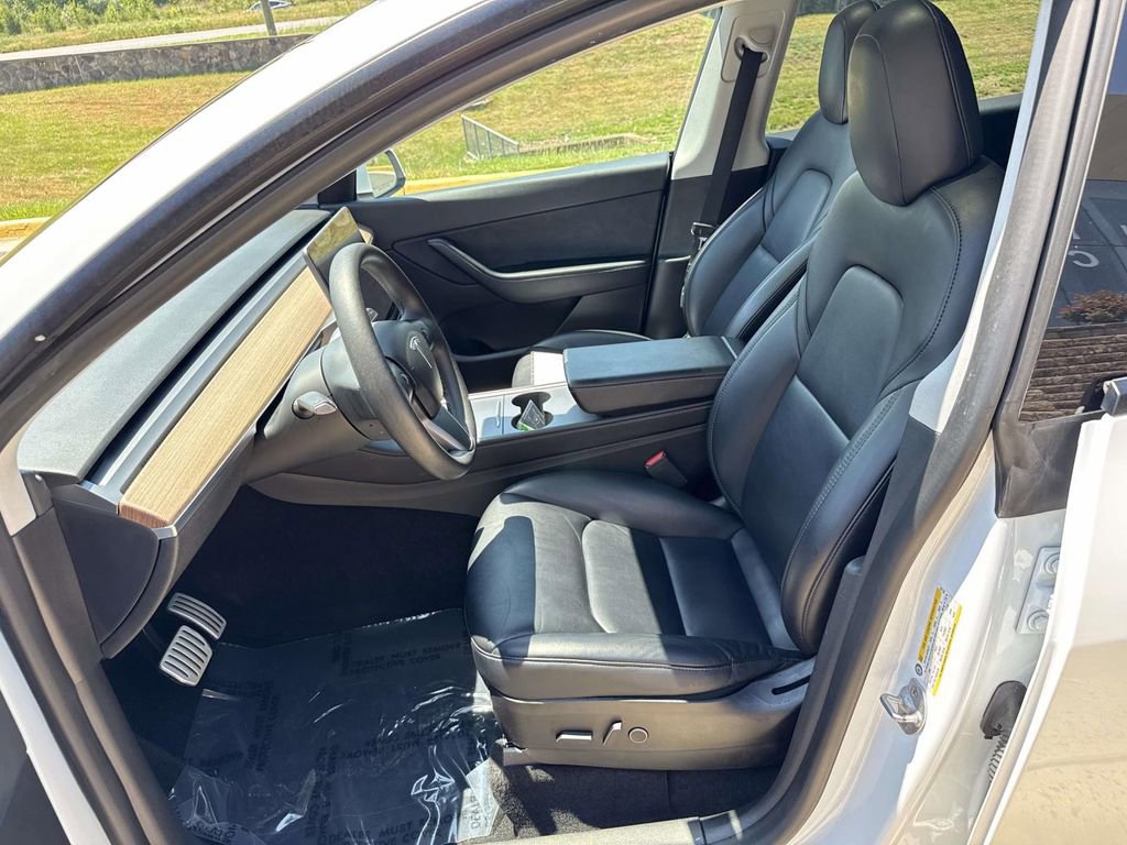 Used 2022 Tesla Model Y Performance AWD/4WD image 6
