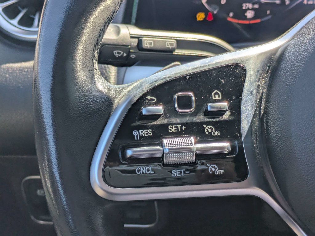 Used 2022 Mercedes-Benz GLB 250 image 30